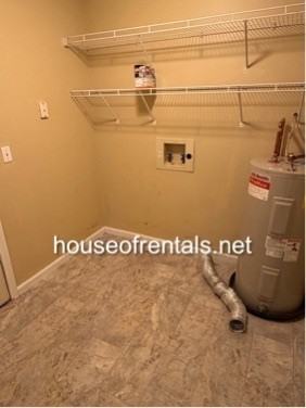 255 McNeil St - Photo 7 of 13