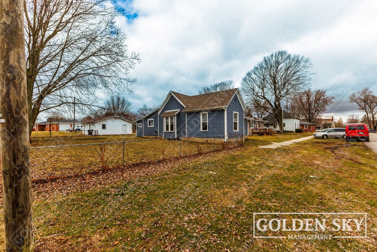 240 South Main Street - Photo 2 of 15