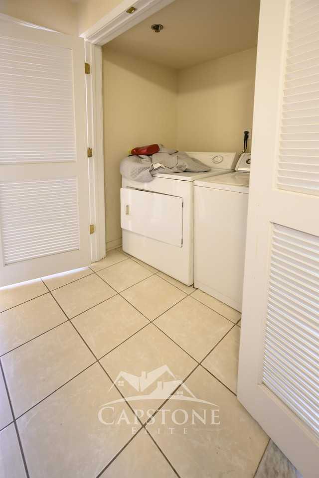 161-163 Sussex Ave (13 Bed | 5.5 Bath) (UH | T1) - Photo 4 of 8