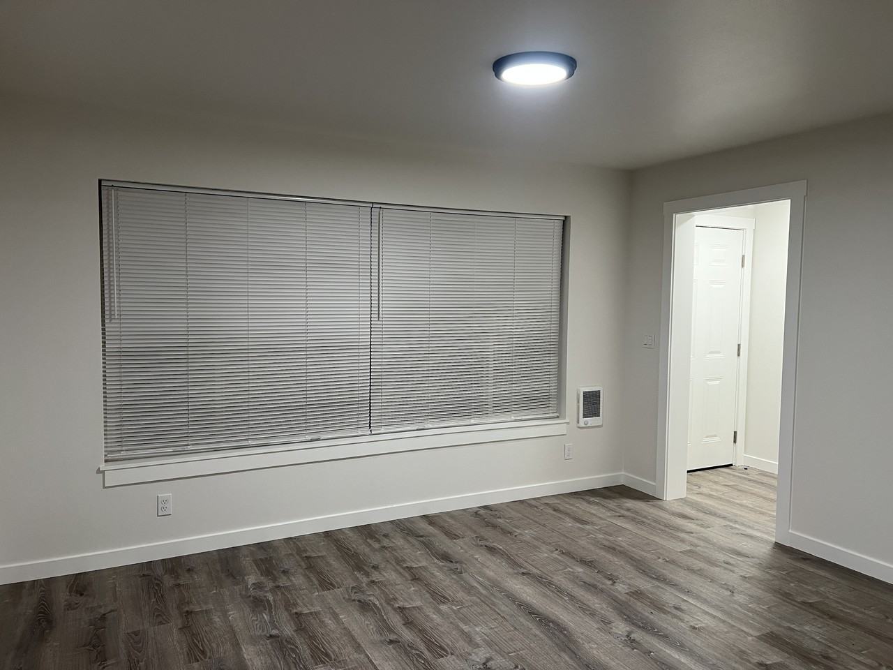 34231 Riverside Drive - Photo 3 of 13