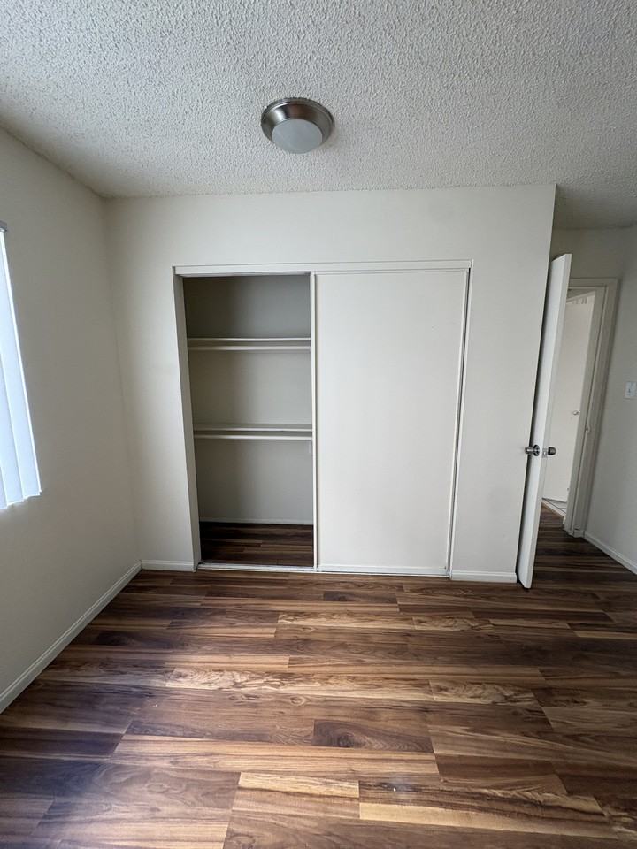 1930 Lantana St - Photo 3 of 11