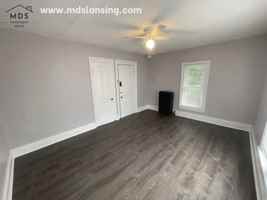 featured image of 408 W Ionia St