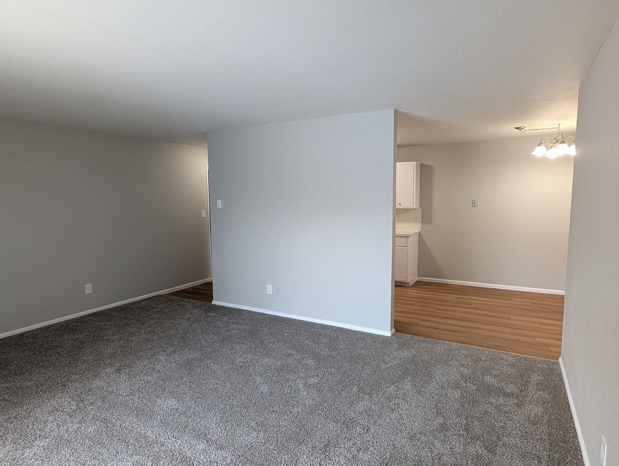 809 East Cavour Avenue - Photo 3 of 8