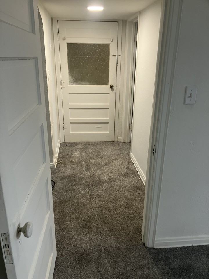 6 Plex - Photo 6 of 9