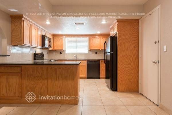 1943 W Devonshire St - Photo 5 of 15