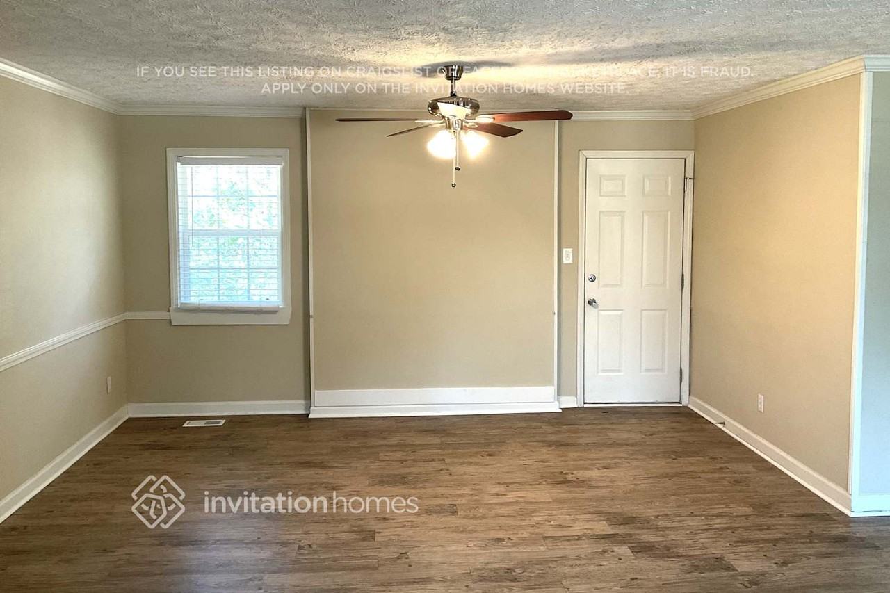 2396 Shire Ct - Photo 5 of 21