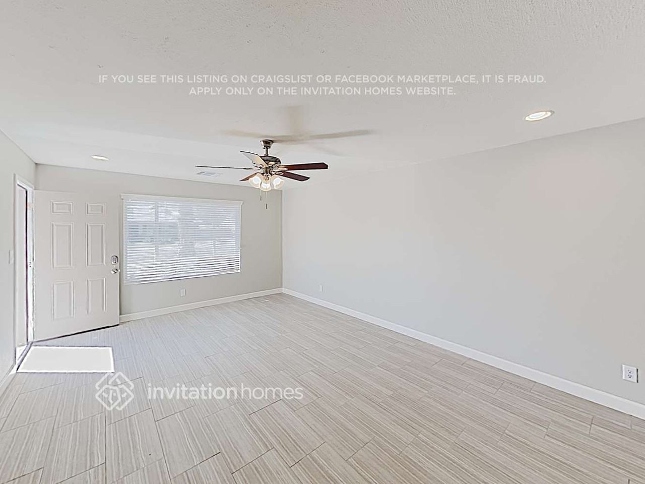 2127 S Stanley Pl - Photo 3 of 17