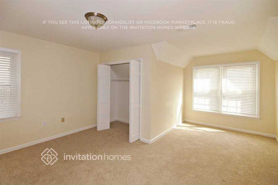 1324 Beaumont Ct Nw - Photo 5 of 8