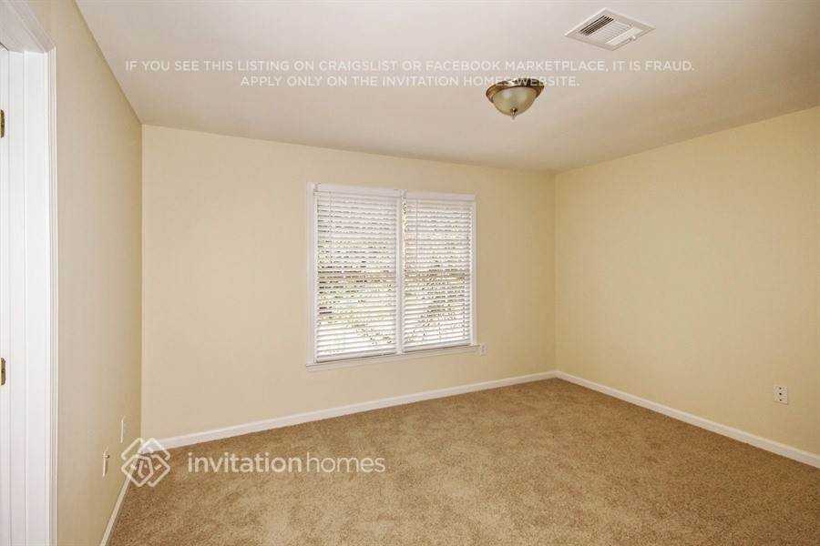 1324 Beaumont Ct Nw - Photo 6 of 8