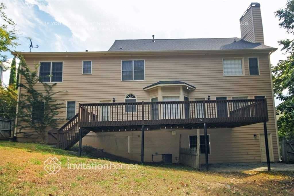 1324 Beaumont Ct Nw - Photo 7 of 8