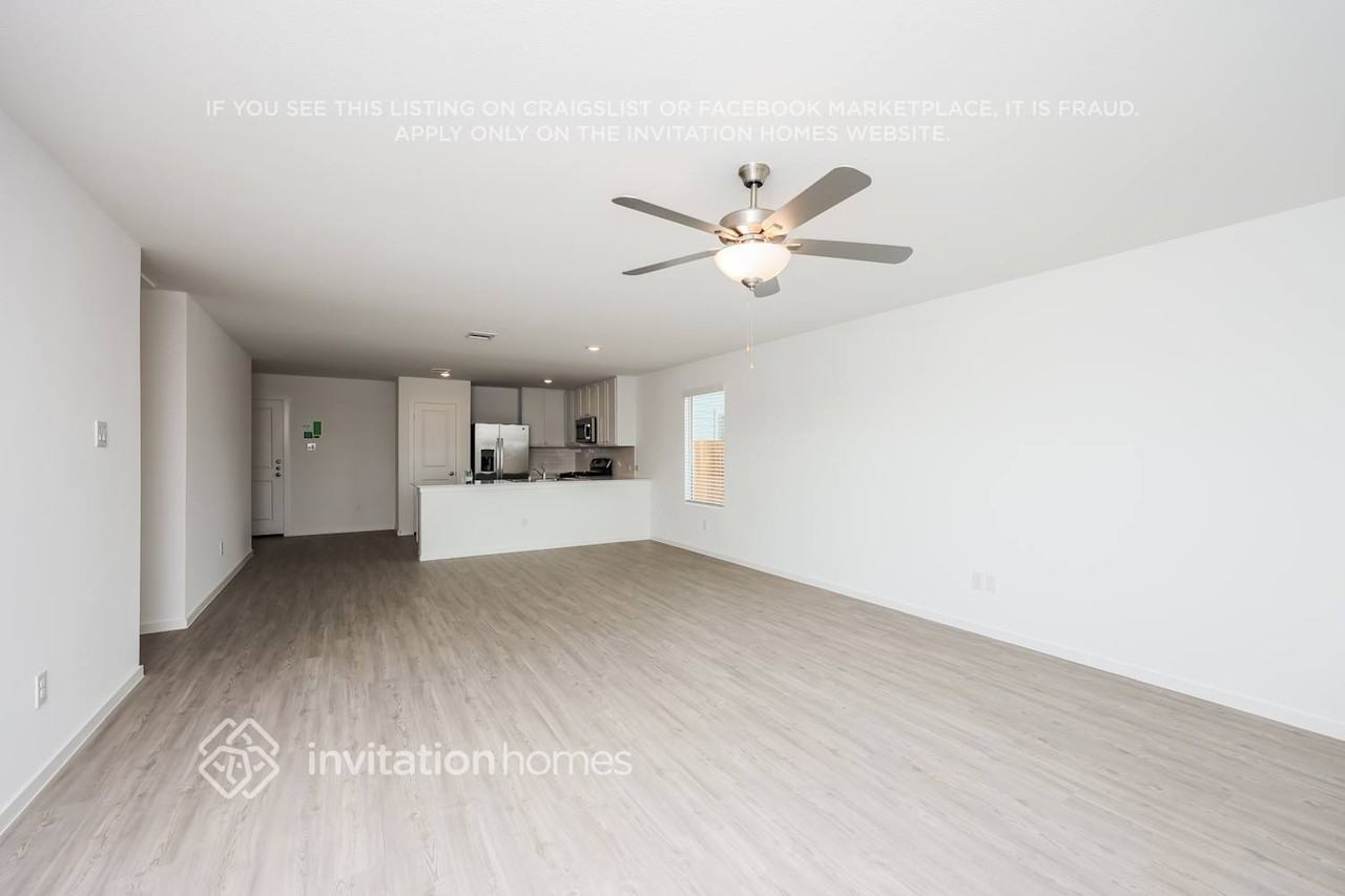 2407 Fleming Dr - Photo 5 of 17