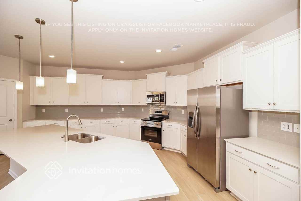 4309 Shimmering Stone Way - Photo 7 of 17