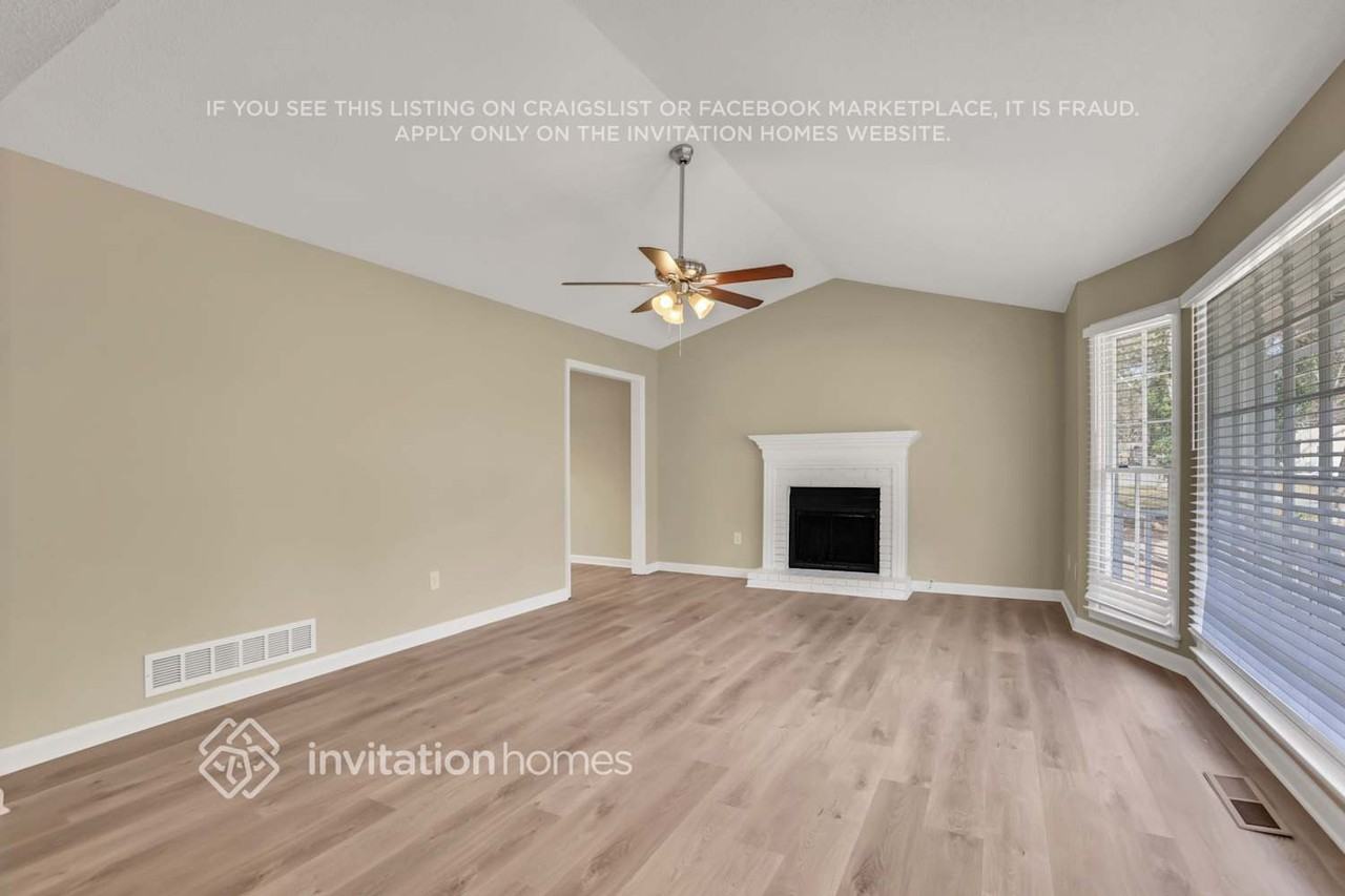 3000 Springview Pl Sw - Photo 4 of 27