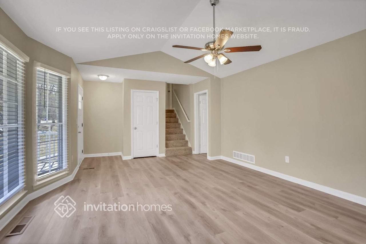 3000 Springview Pl Sw - Photo 6 of 27