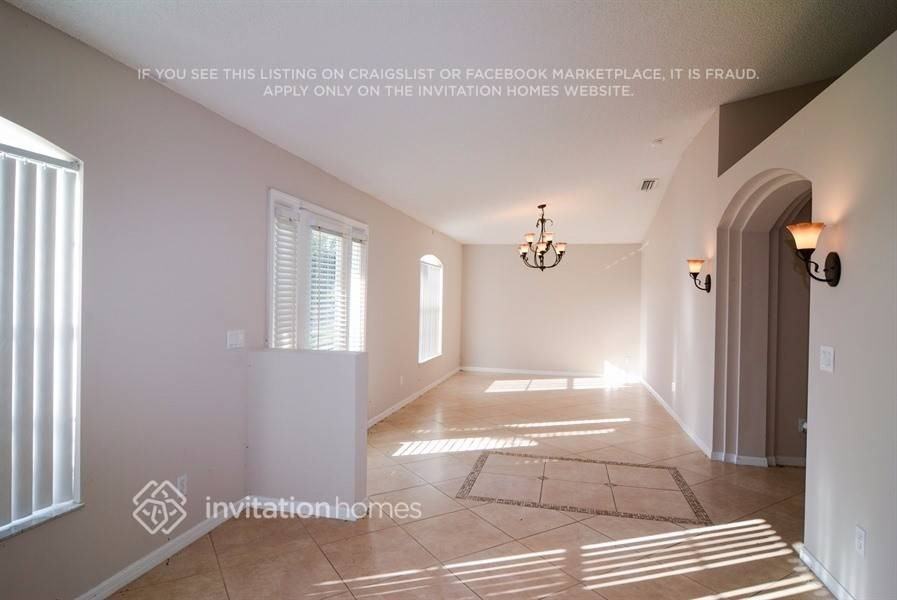 5316 Nw Acmar Ct - Photo 3 of 11