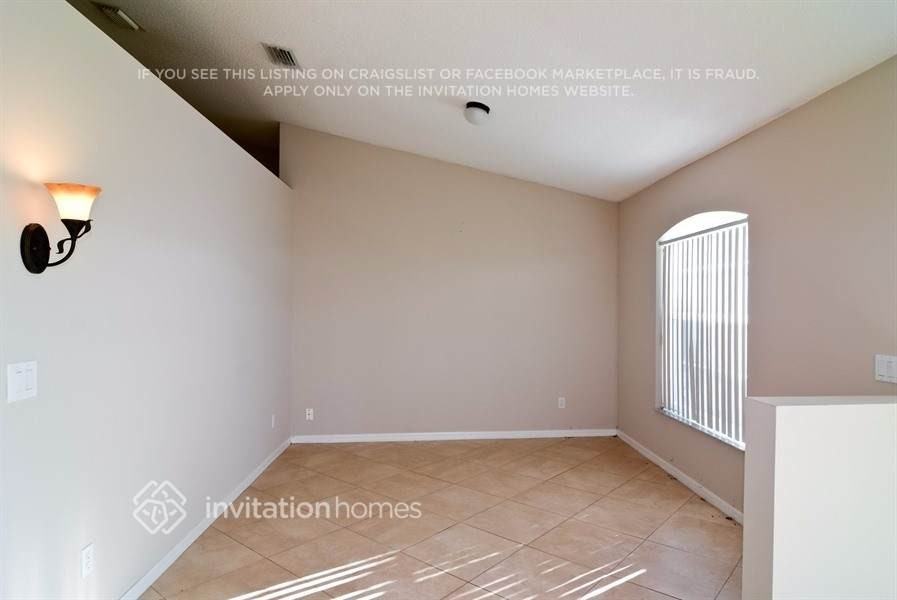 5316 Nw Acmar Ct - Photo 4 of 11