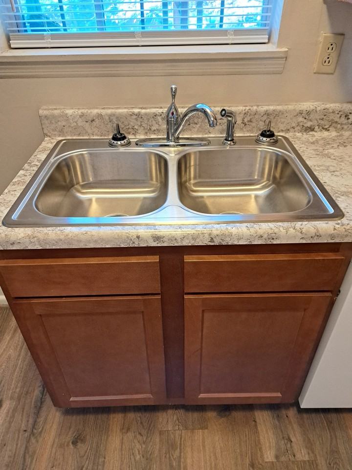 11th Place South - Photo 4 of 11