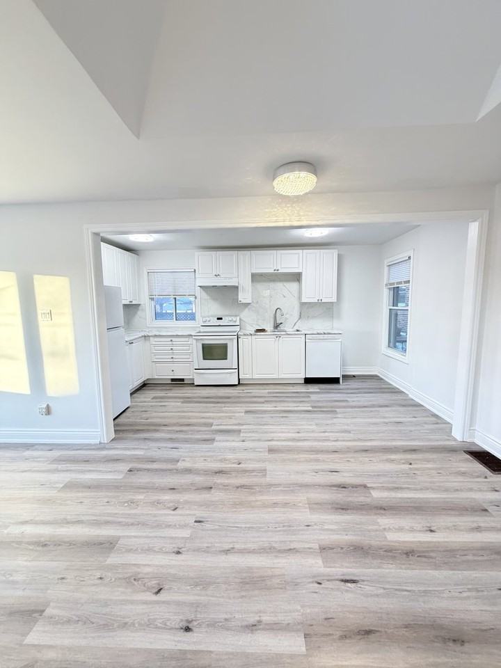 28 Wyndcliff Cres - Photo 2 of 7