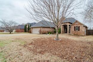 602 Sw Barn Valley Rd - Photo 1 of 1