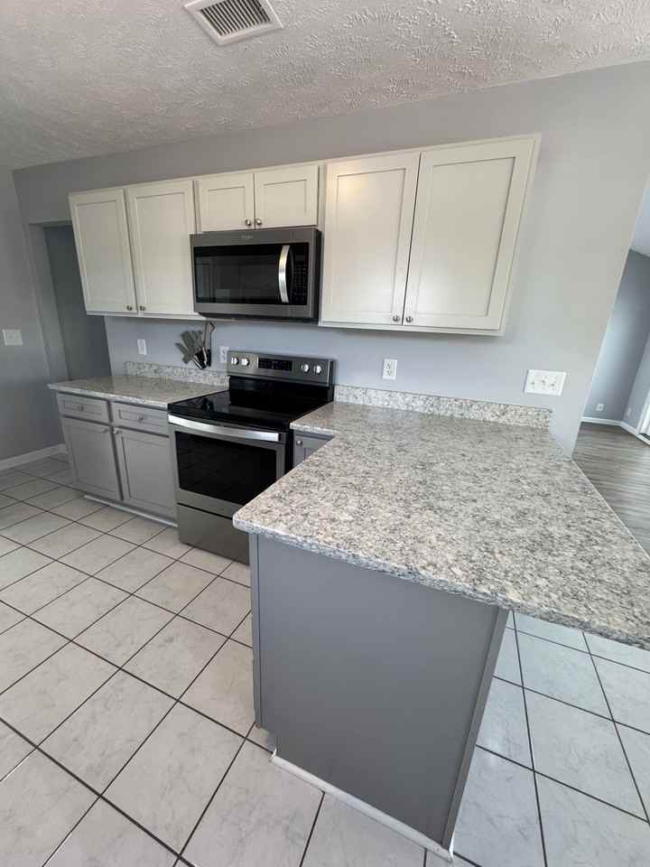 583 Bucks Trl #1 - Photo 4 of 13