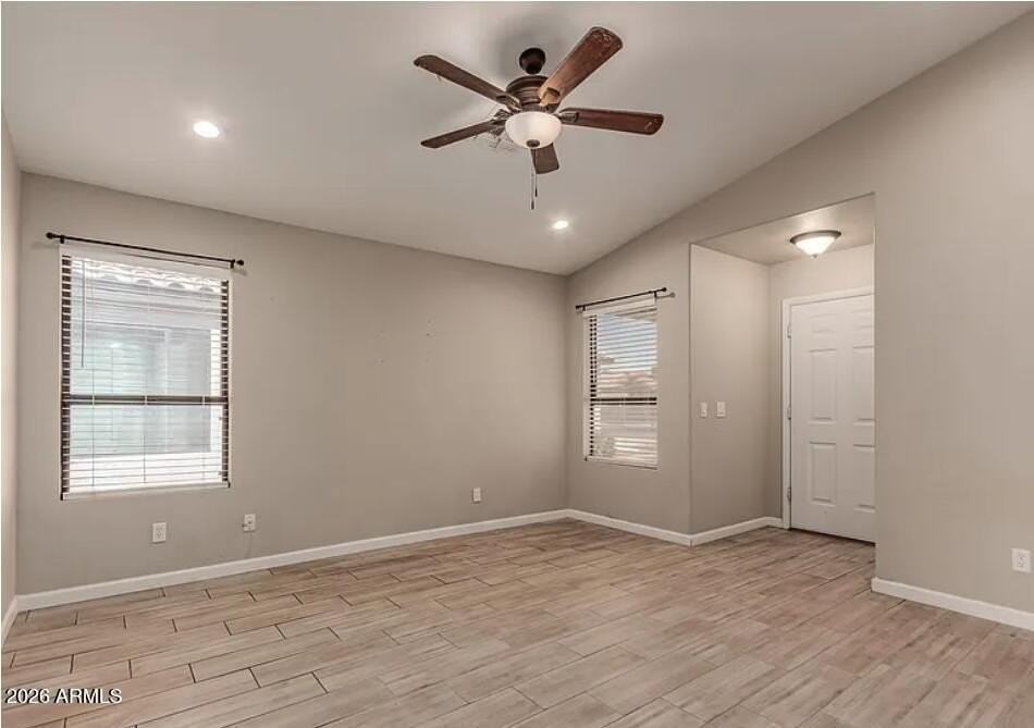 2112 E Robin Ln - Photo 2 of 11