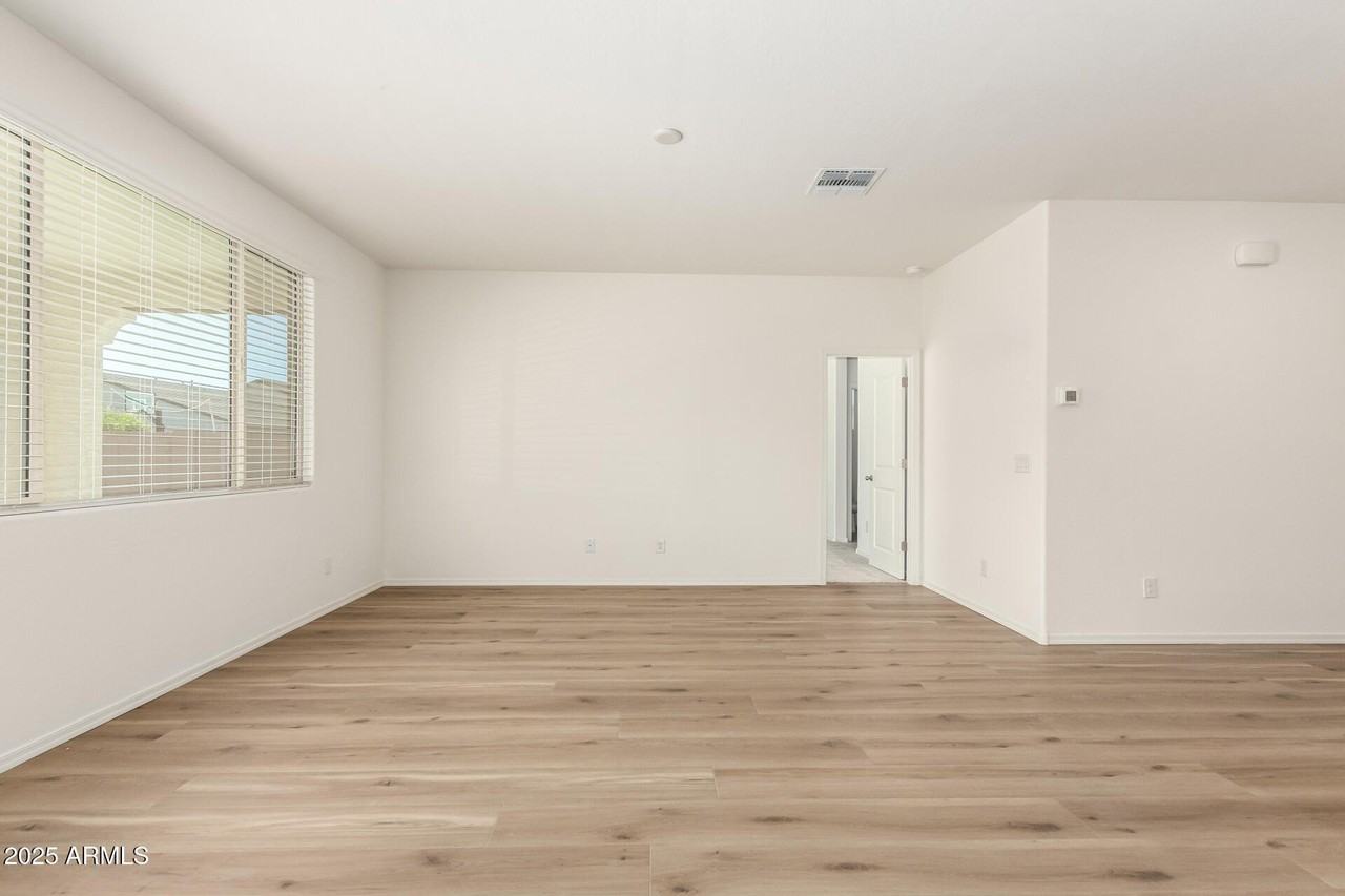 21135 E Arrowhead Trl - Photo 3 of 28