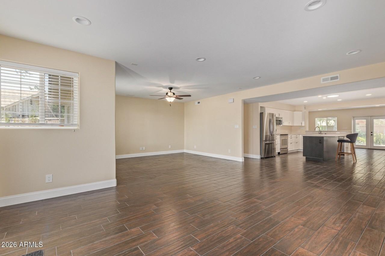 1280 E Alameda Cir - Photo 3 of 31