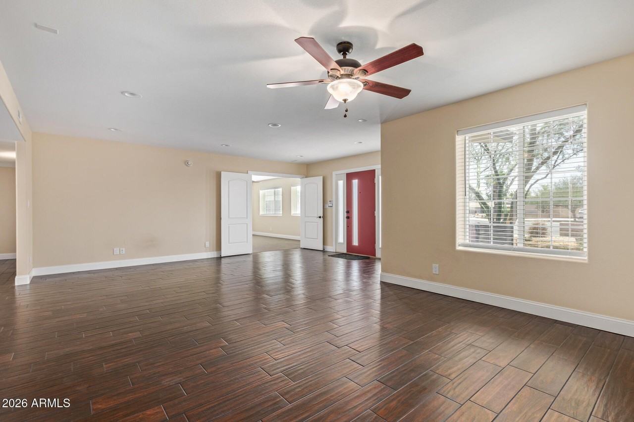 1280 E Alameda Cir - Photo 5 of 31