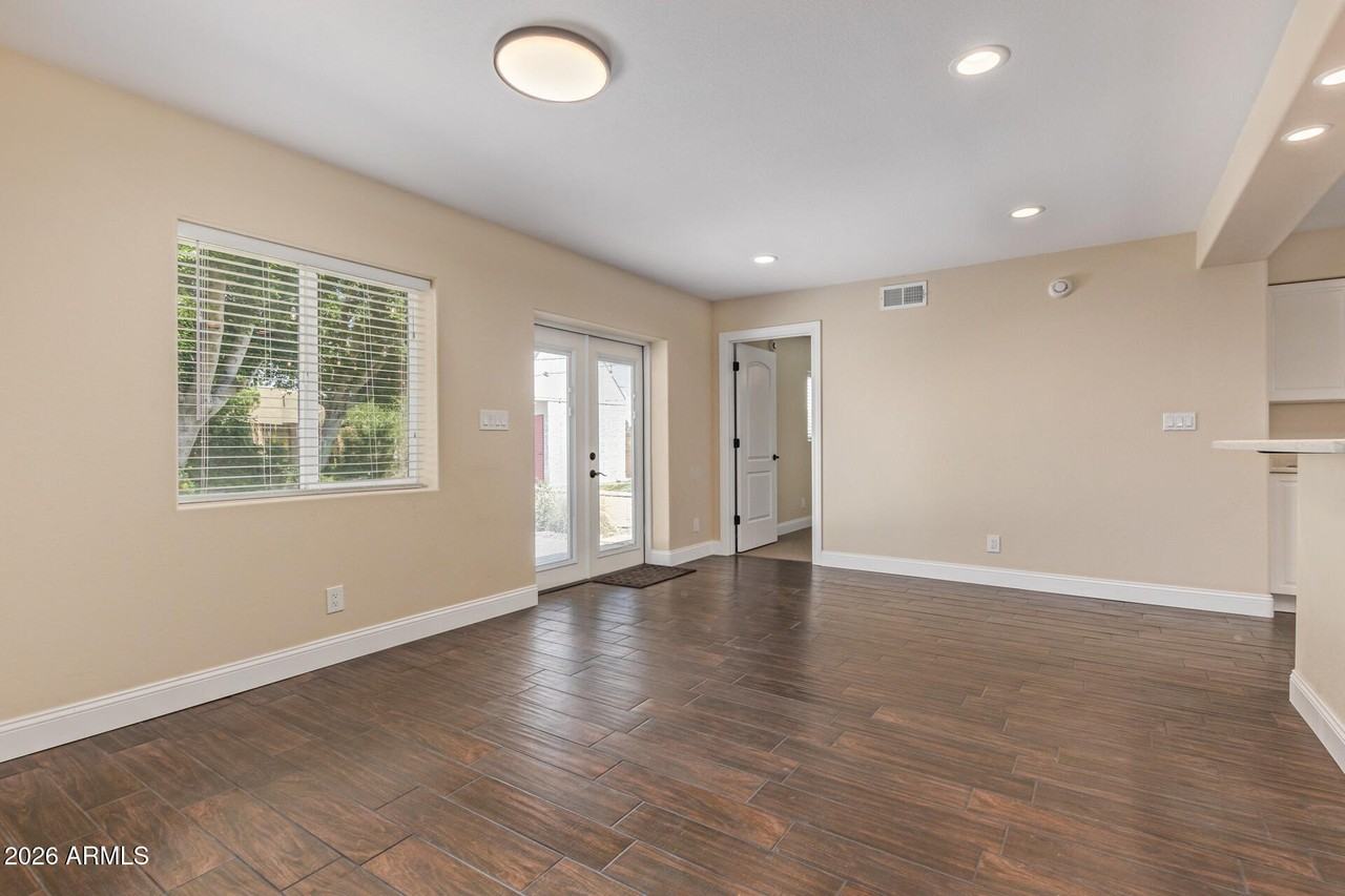 1280 E Alameda Cir - Photo 6 of 31