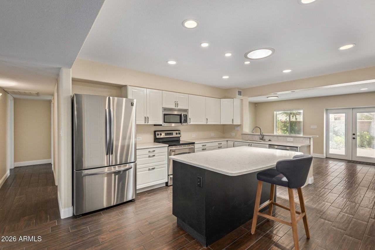 1280 E Alameda Cir - Photo 7 of 31