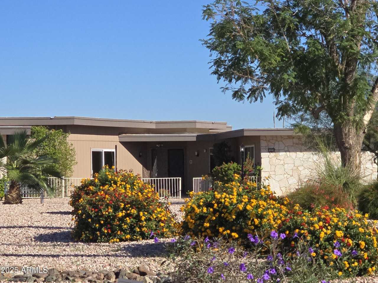 10838 W Thunderbird Blvd - Photo 2 of 19