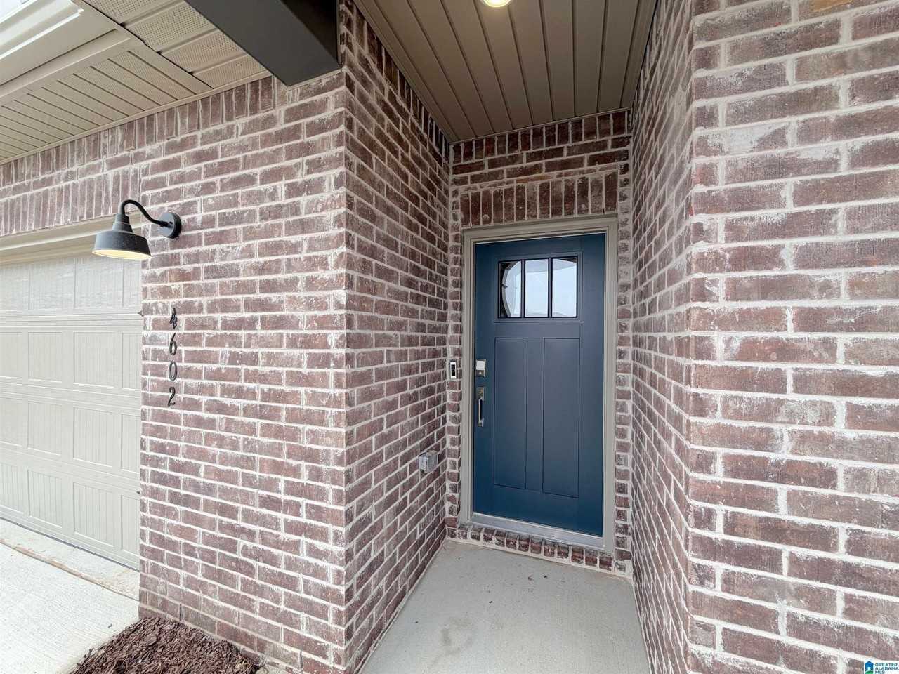 Hampton Bend Cir Se - Photo 3 of 37