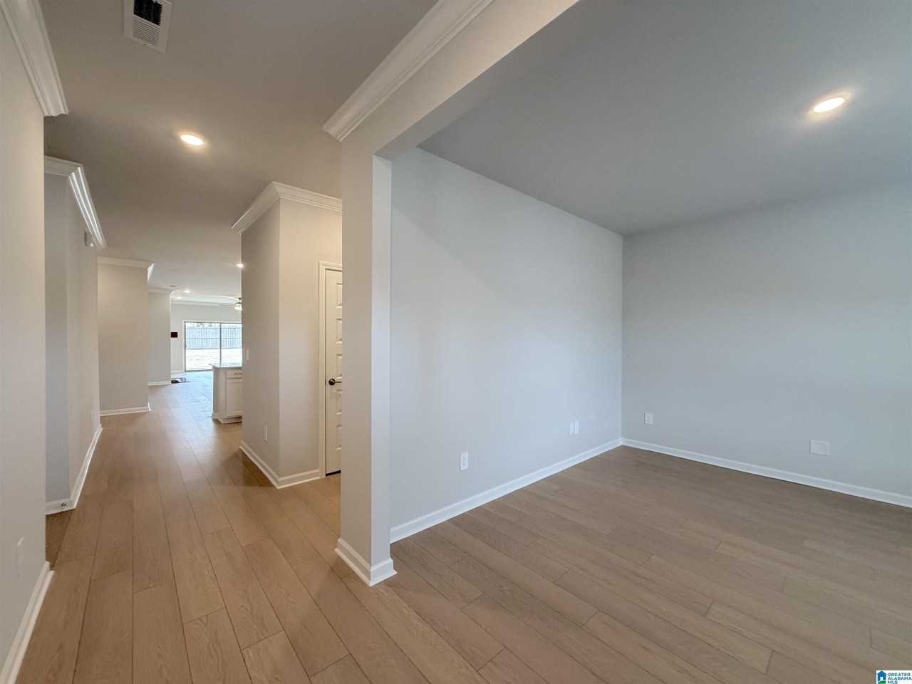 Hampton Bend Cir Se - Photo 6 of 37