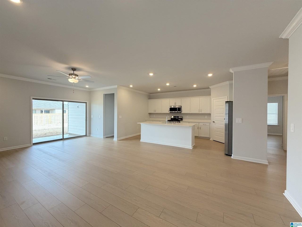 309 Allene Way - Photo 6 of 35