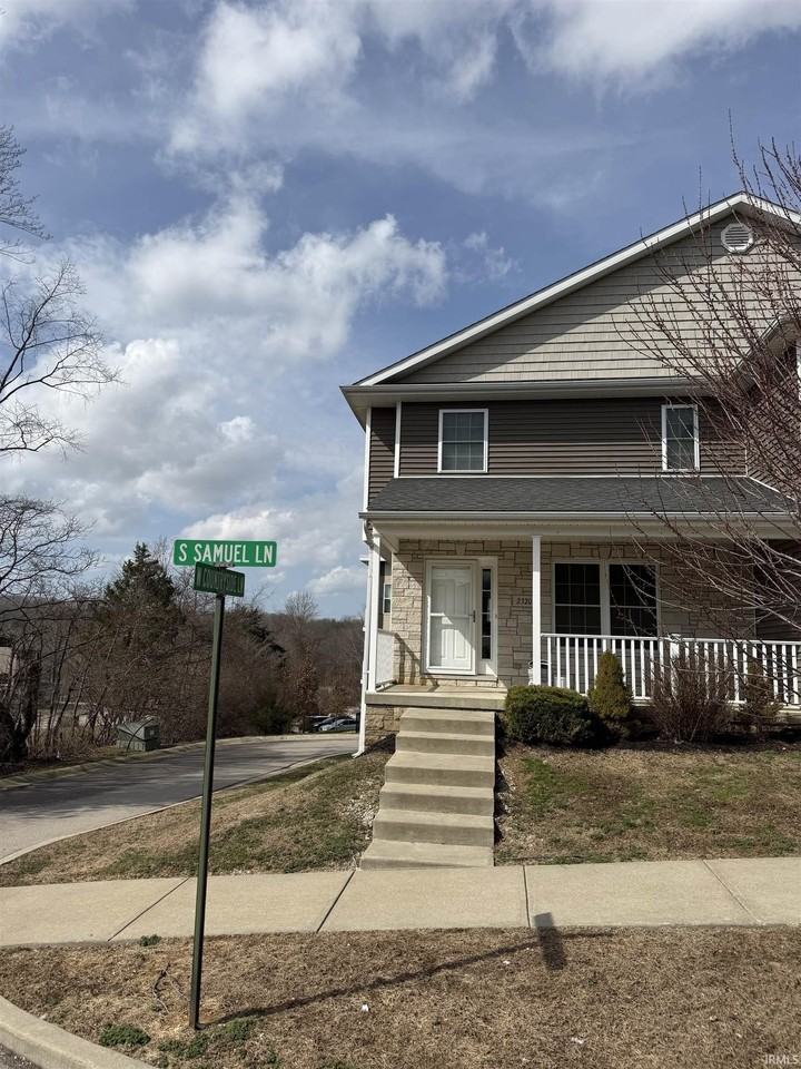 2320 S Samuel Ln - Photo 2 of 26