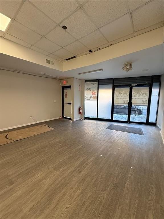 644 Bay St - Photo 4 of 5