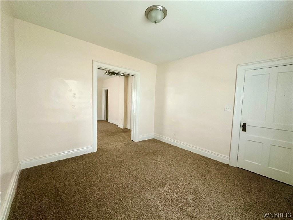 34 Hayden St Unit Back - Photo 4 of 17