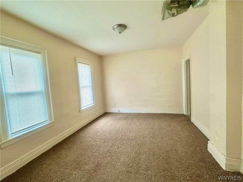 34 Hayden St Unit Back - Photo 5 of 17