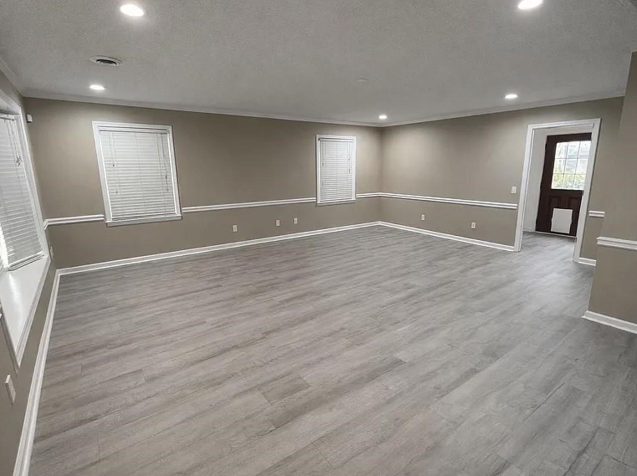 613 62nd Ave N - Photo 2 of 19