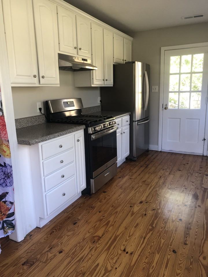 1408 Lakeland Dr #1 - Photo 2 of 9