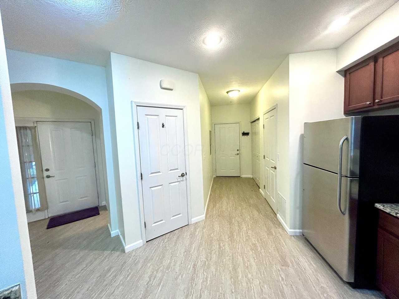 6120 Sowerby Ln - Photo 4 of 14