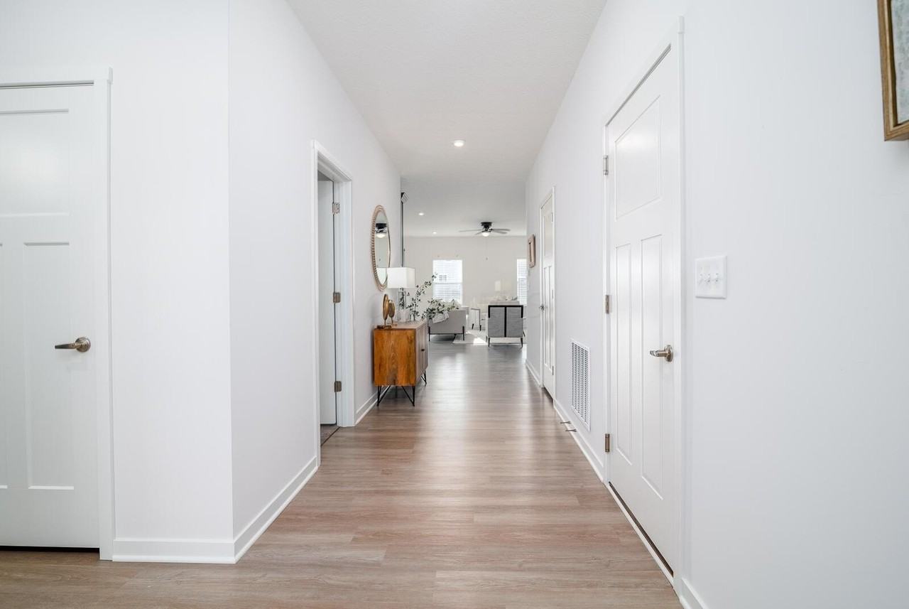 468 Rochdale Run - Photo 5 of 50