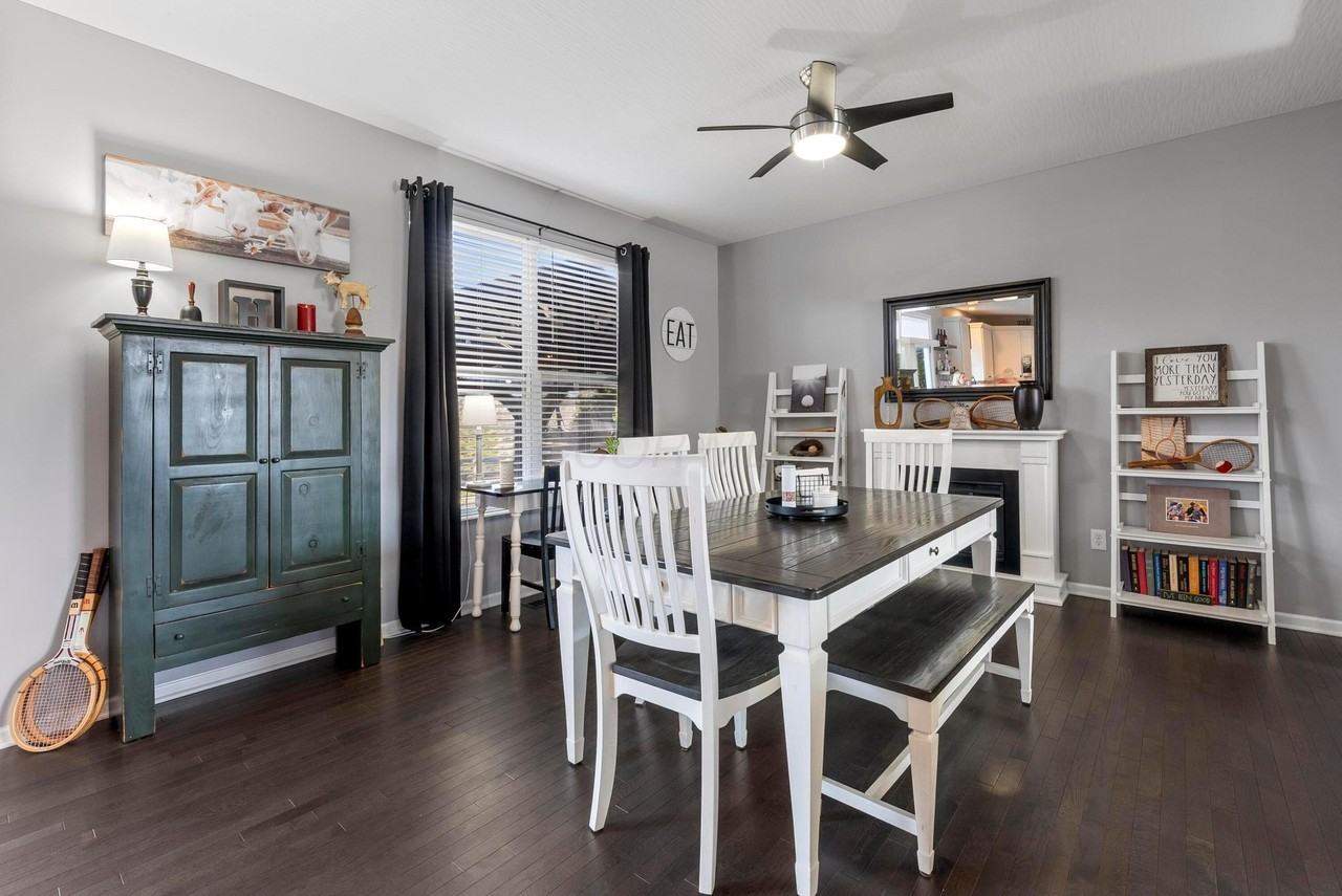 9282 Weigela Ct - Photo 6 of 41