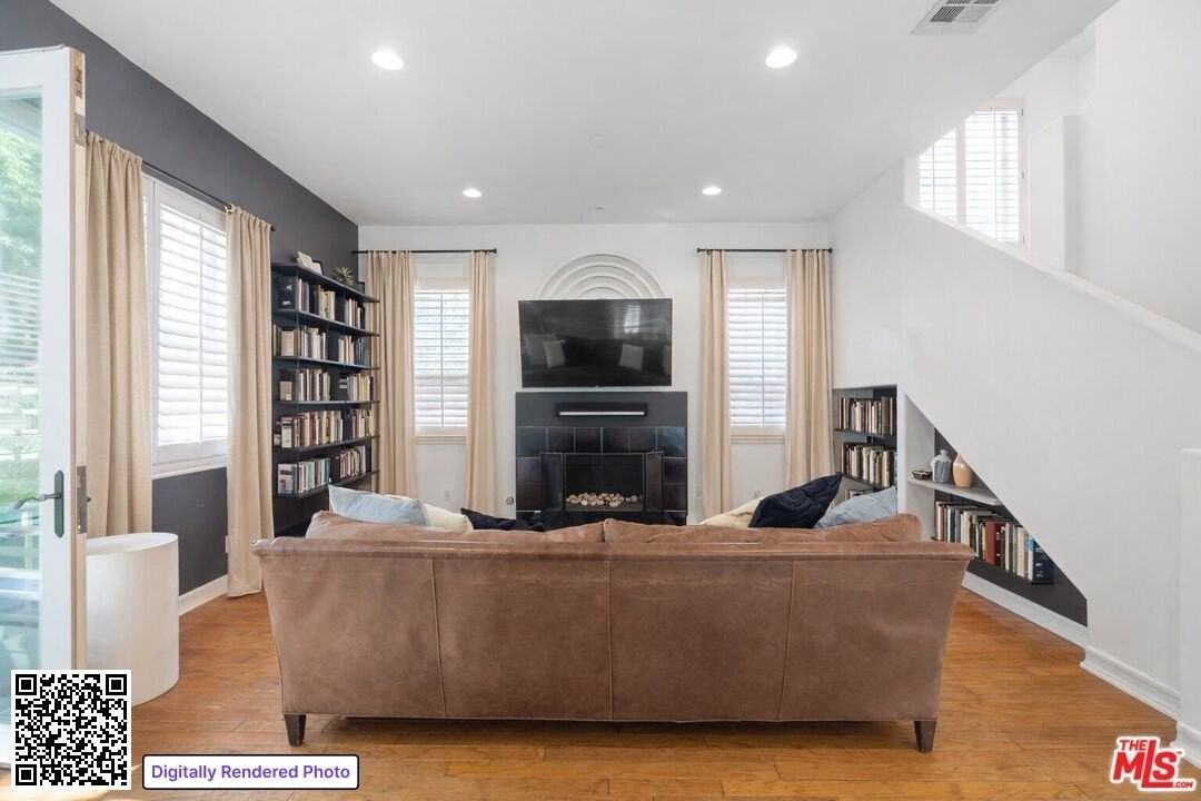 736 Oxford Ave - Photo 5 of 21