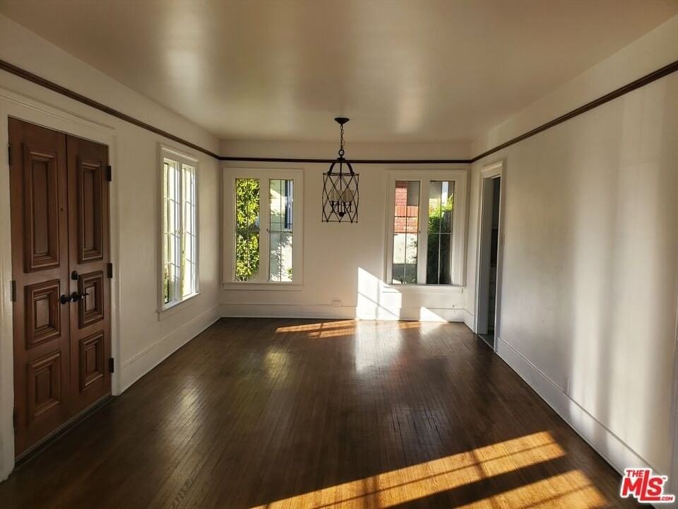 2666 Cimarron St - Photo 5 of 26