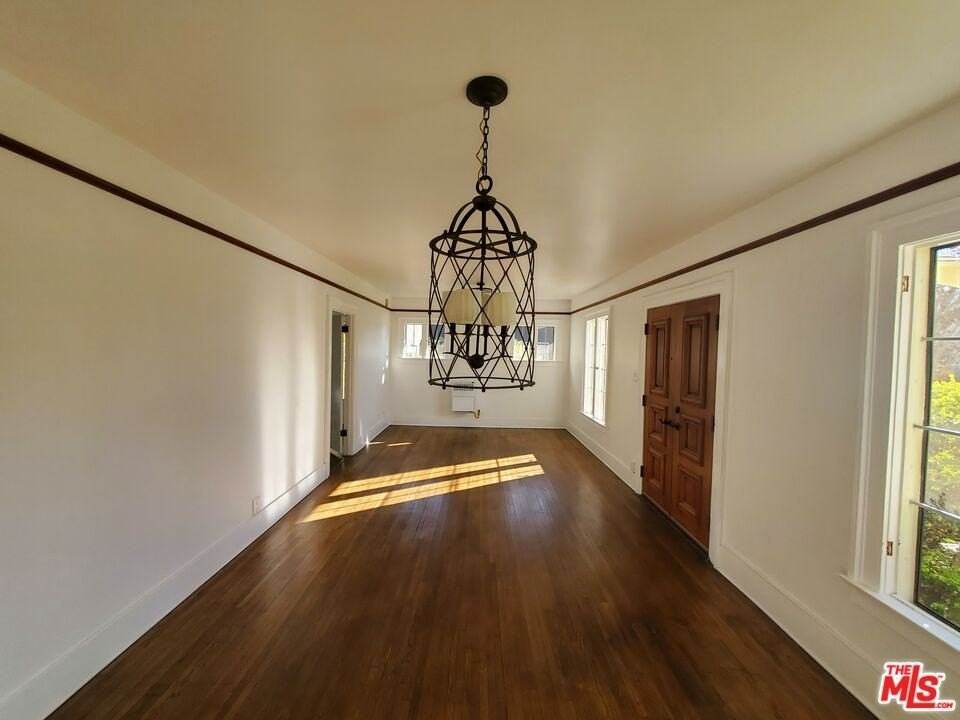 2666 Cimarron St - Photo 7 of 26