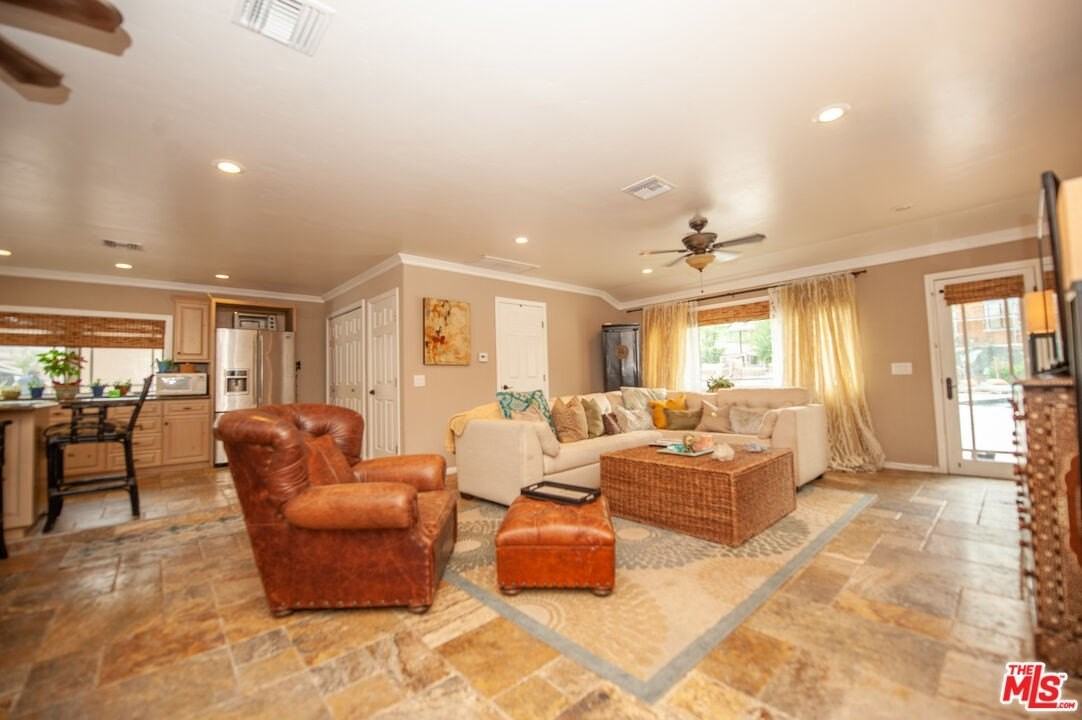 24748 Long Valley Rd Unit A - Photo 2 of 7