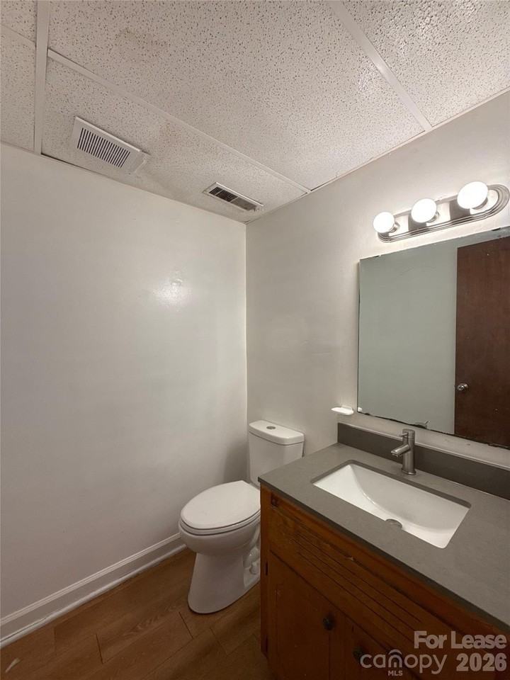 409 Hawley Ave Apt 6 - Photo 4 of 10