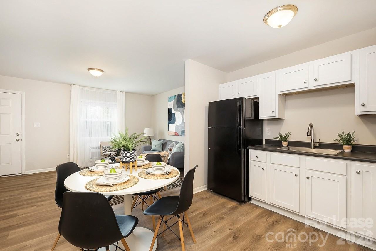 1850 Lowell Bethesda Rd Apt 5 - Photo 4 of 9