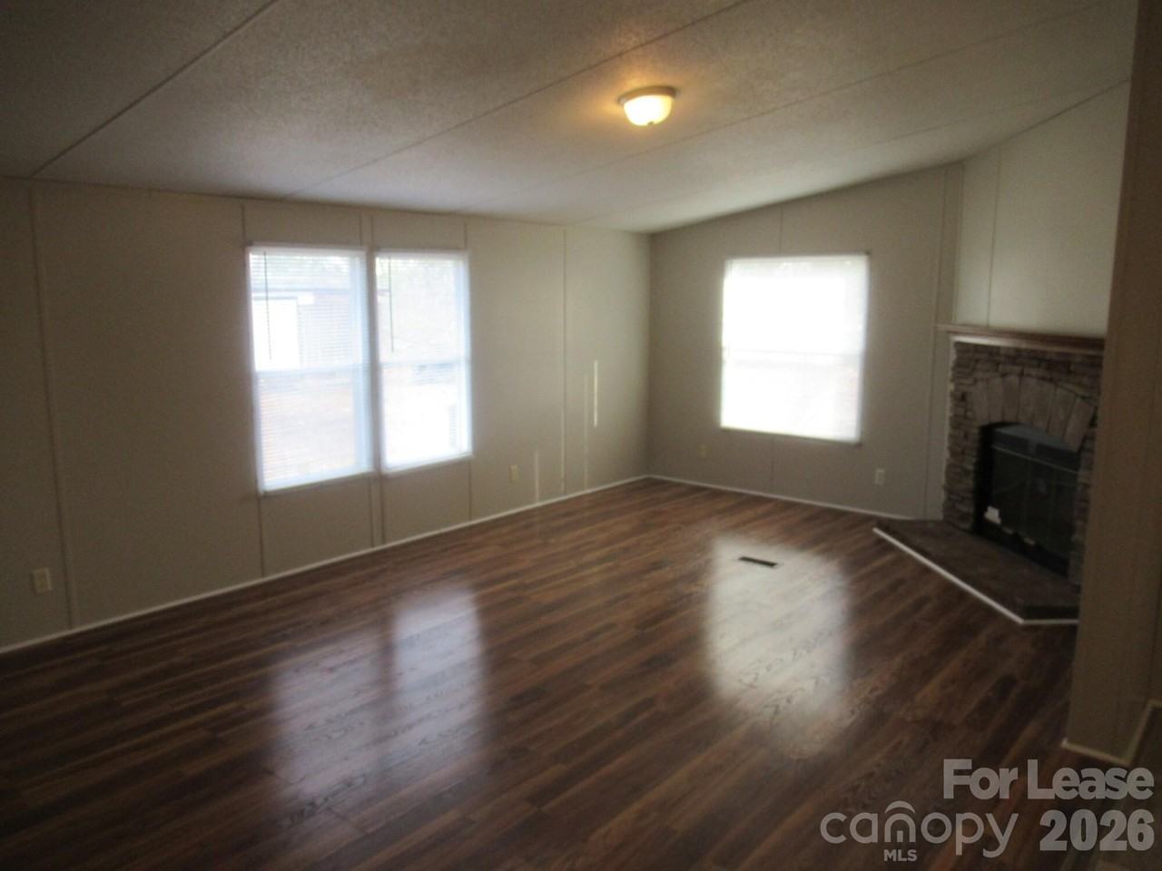 1157 Birkdale Ln - Photo 4 of 28